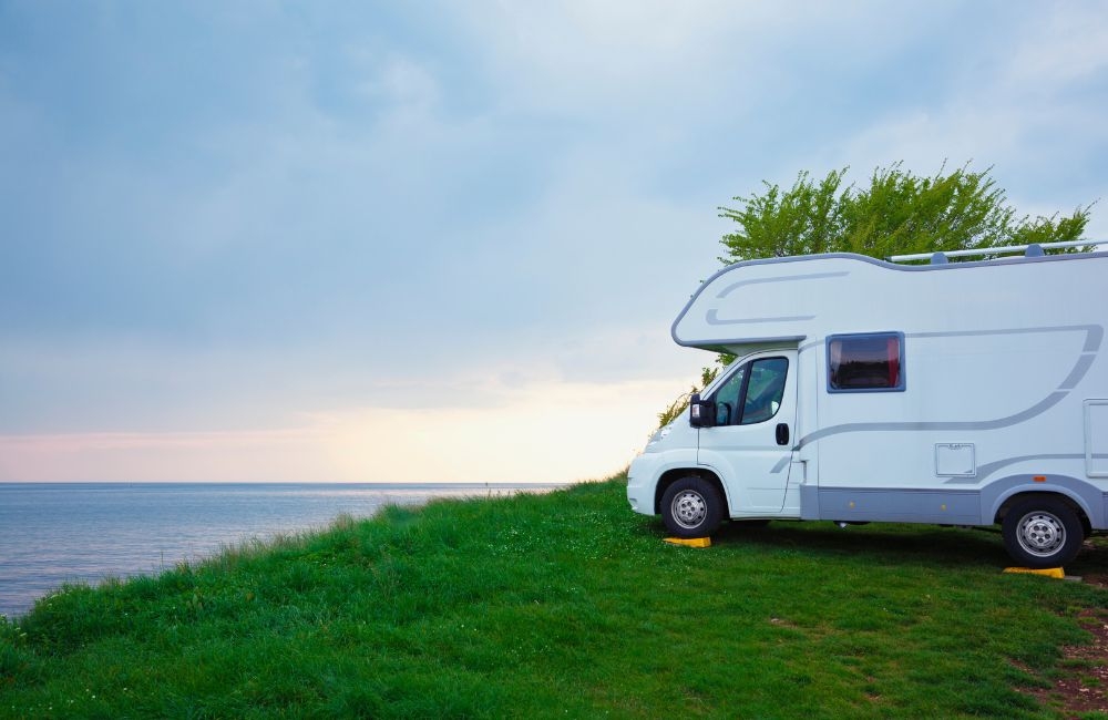 Important Criteria for Selecting an Off-Grid 4WD Camper