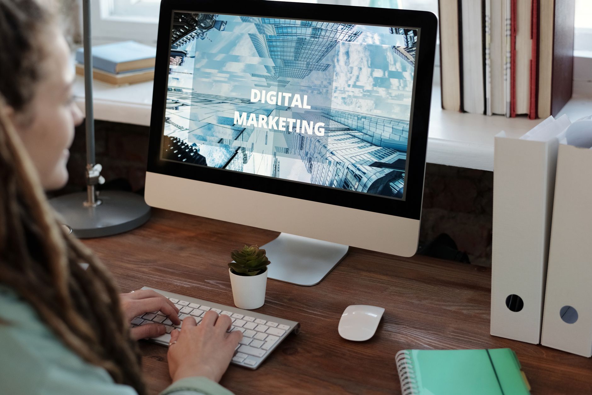 Belajar Digital Marketing Mulai dari Mana di Tahun 2026? Panduan Lengkap untuk Pemula