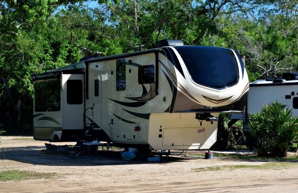 Pitfalls to Avoid When Selecting a 4-Seat Campervan for Your Western Australia Trip Offgrid Campers WA Pitfalls to Avoid When Selecting a 4-Seat Campervan for Your Western Australia Trip