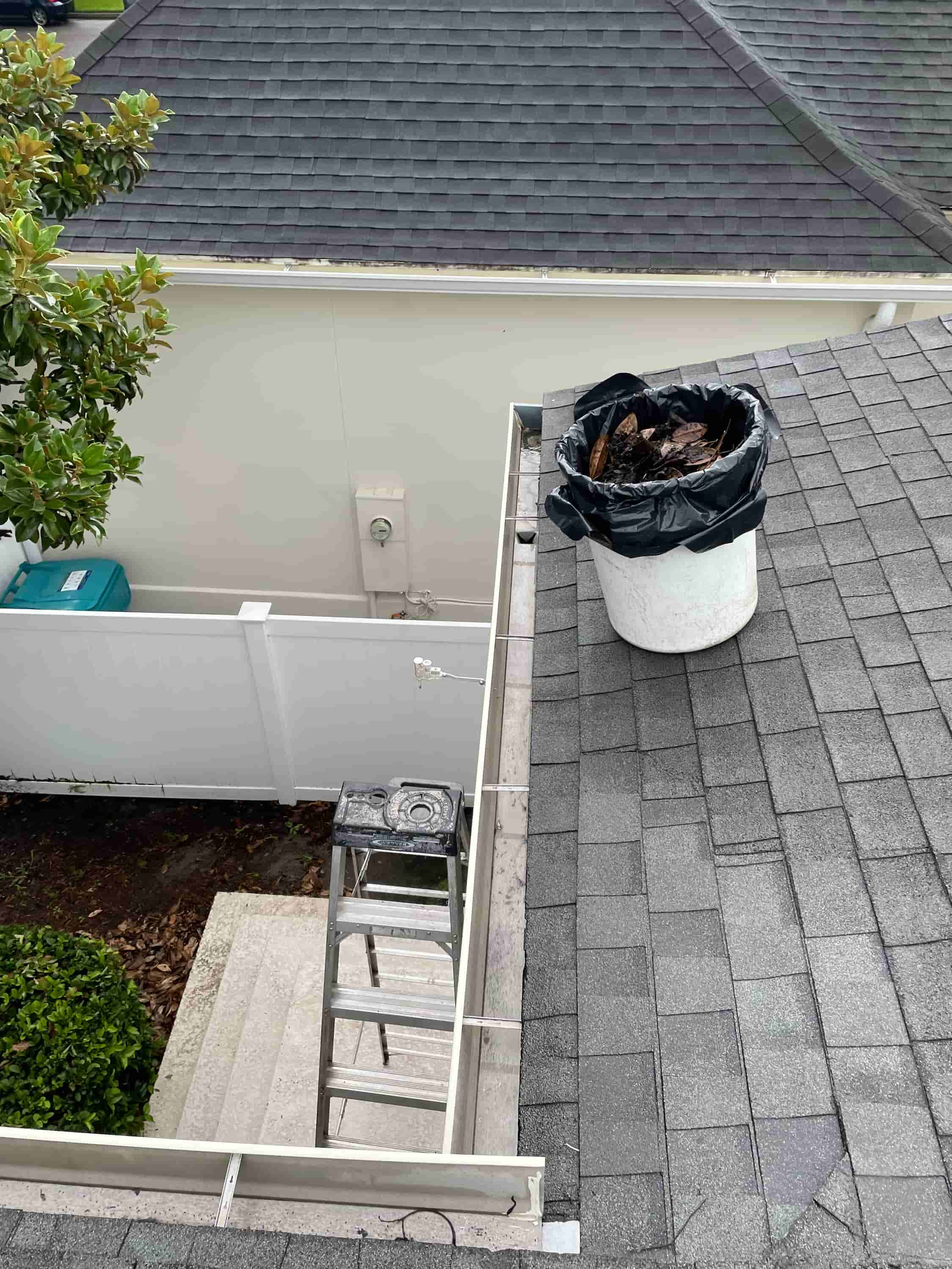 who to call to clean gutters