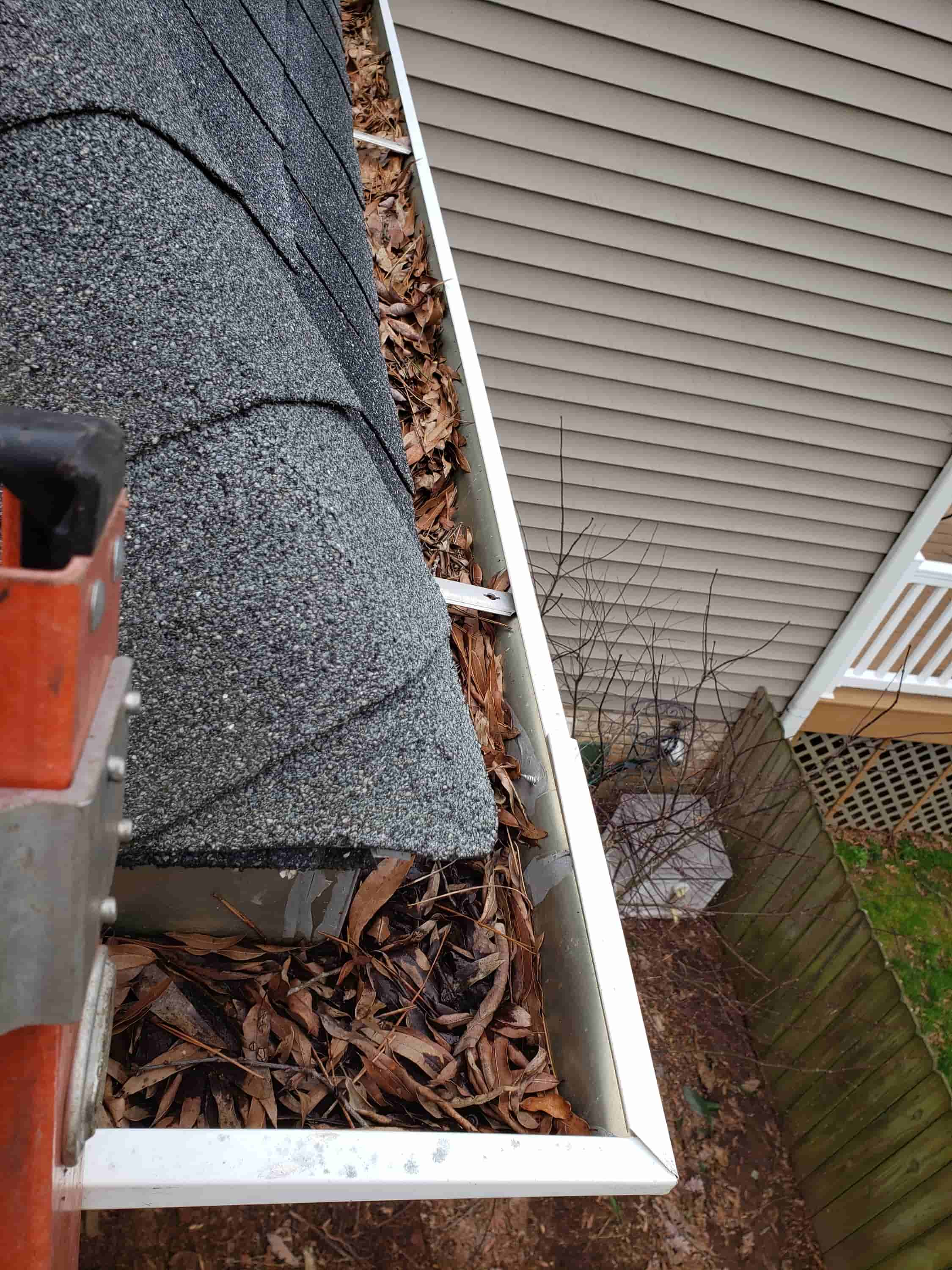 best way to clean outside gutters