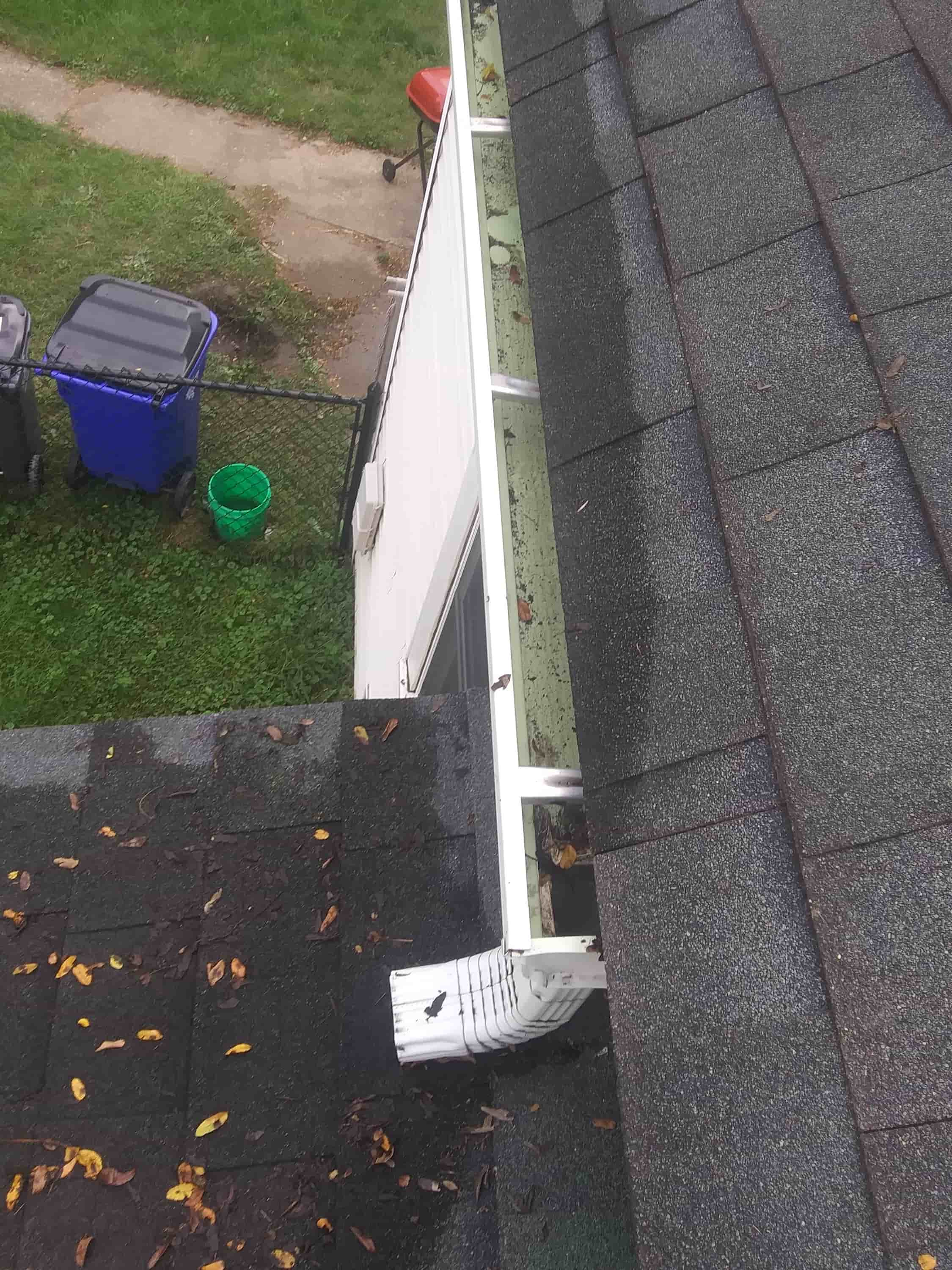 rain gutter cleaning