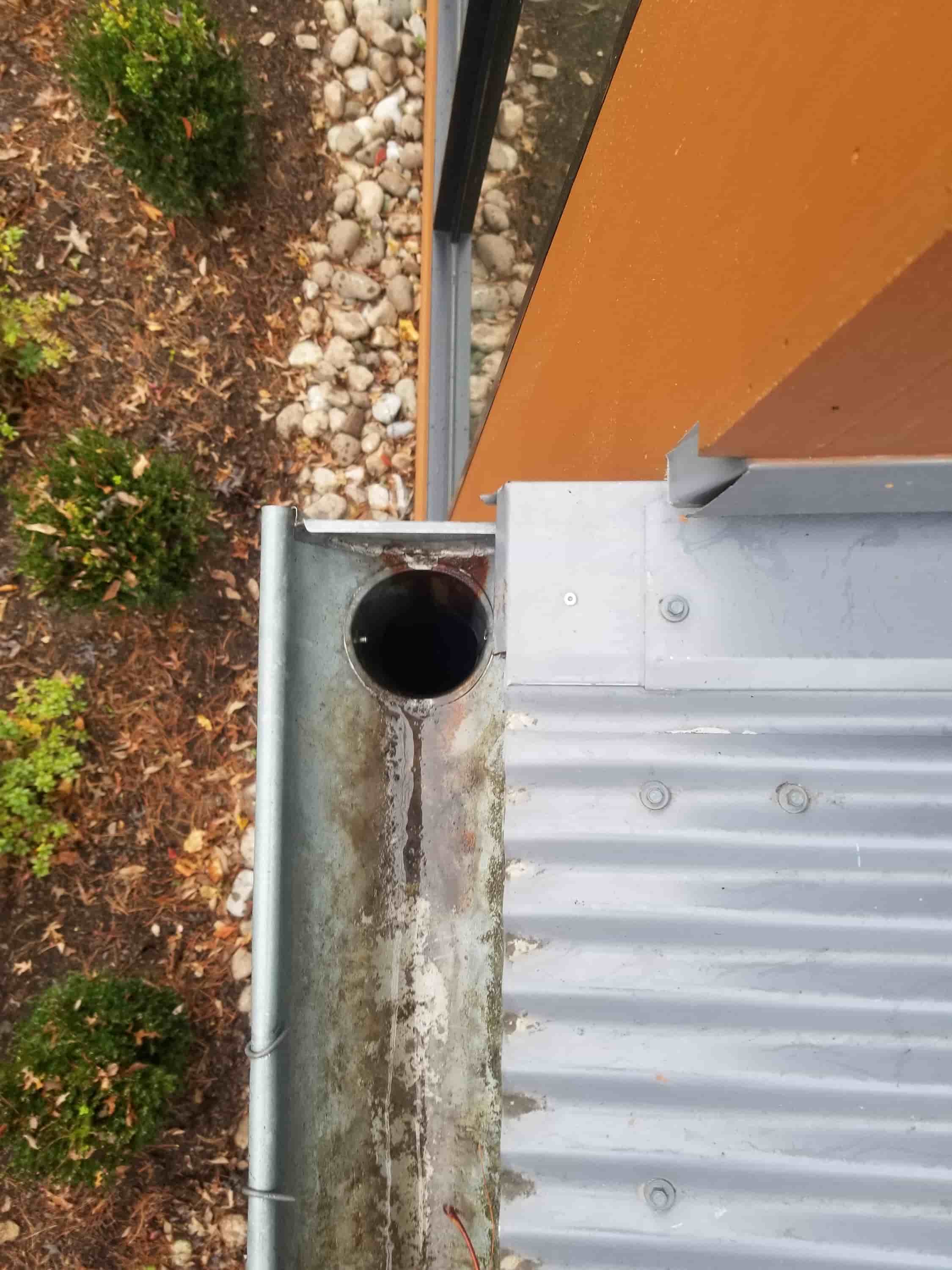 best cleaner for aluminum gutters