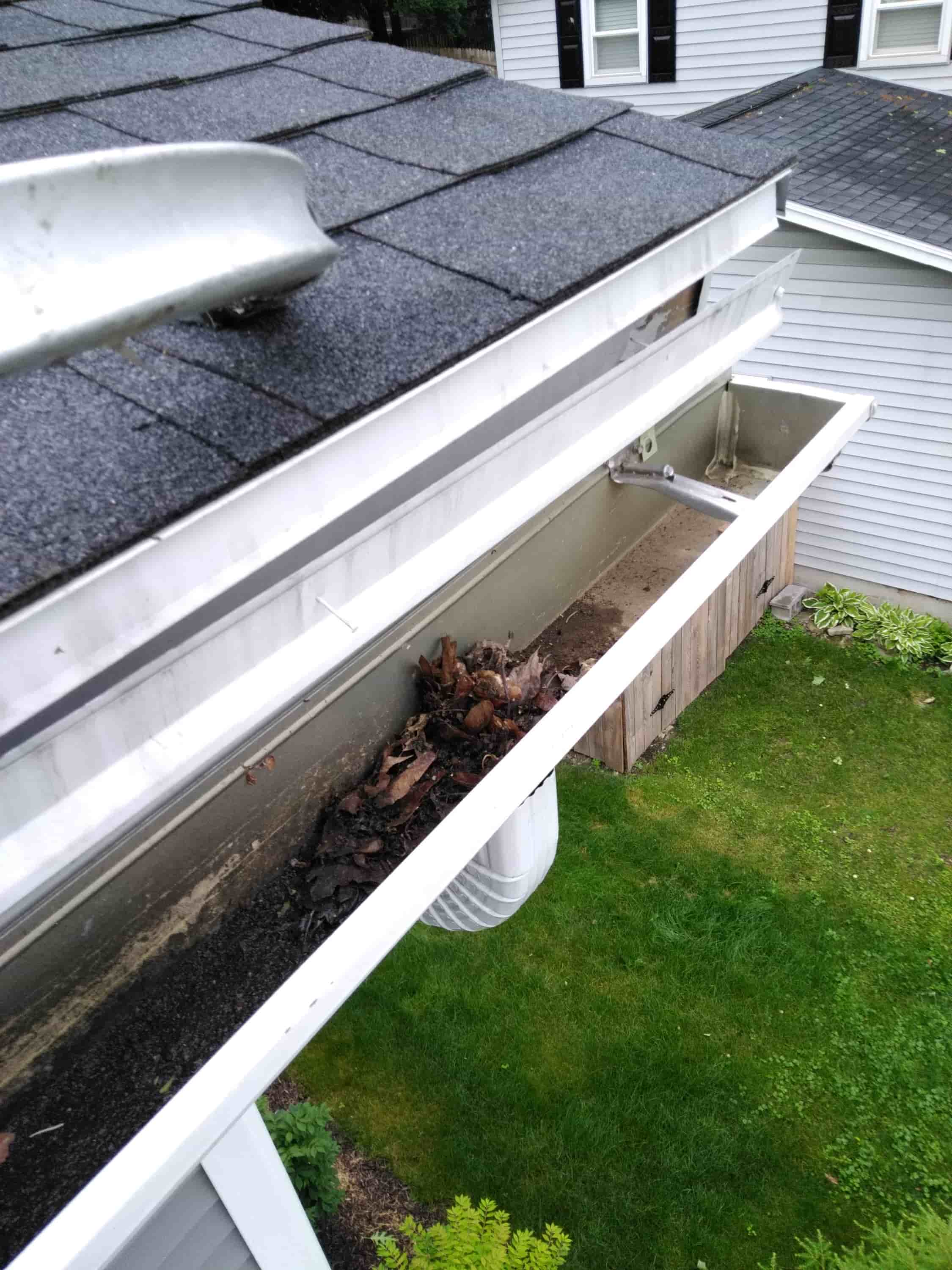 commercial gutter cleaning prices