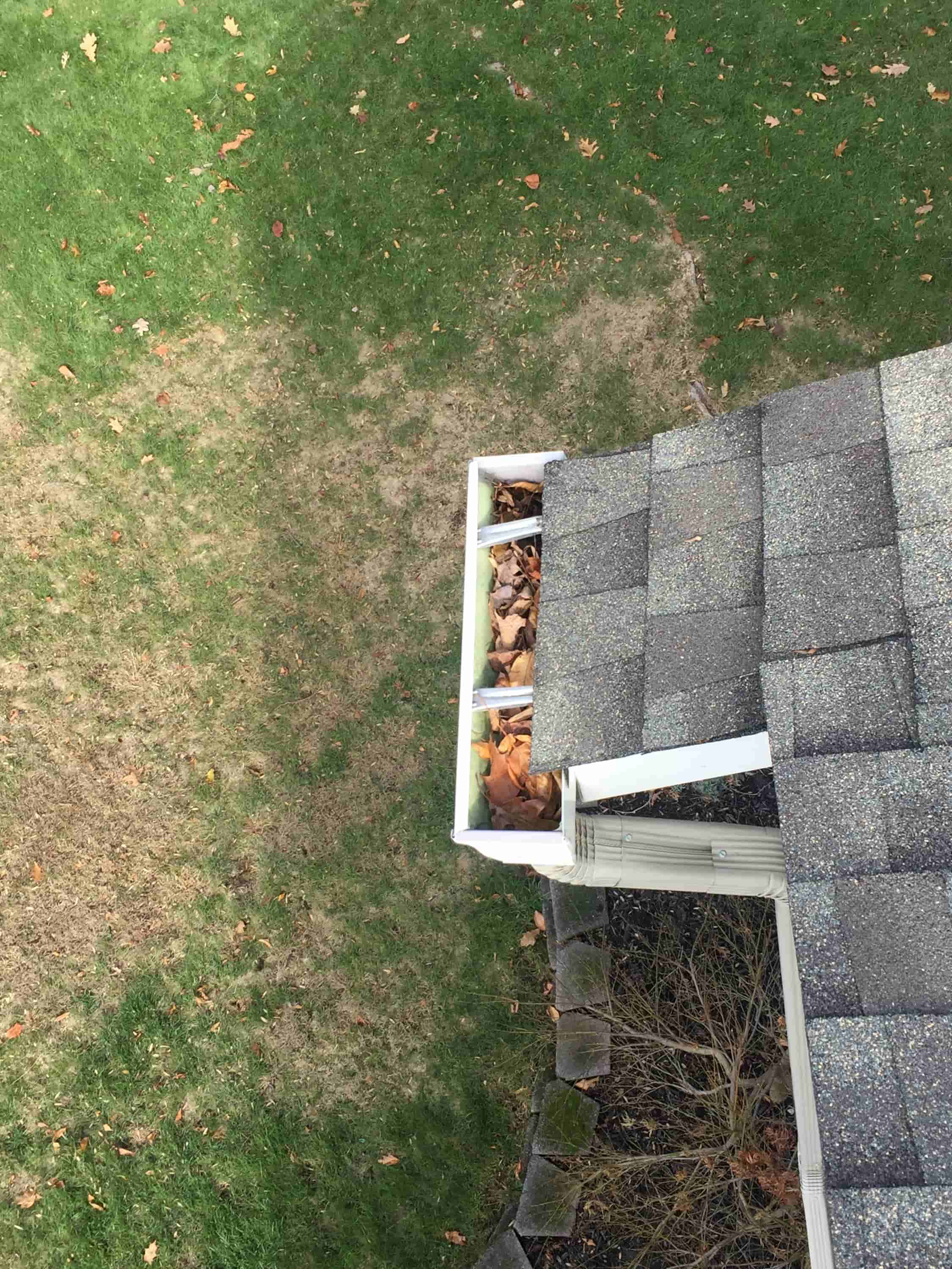 cleaning vinyl gutters