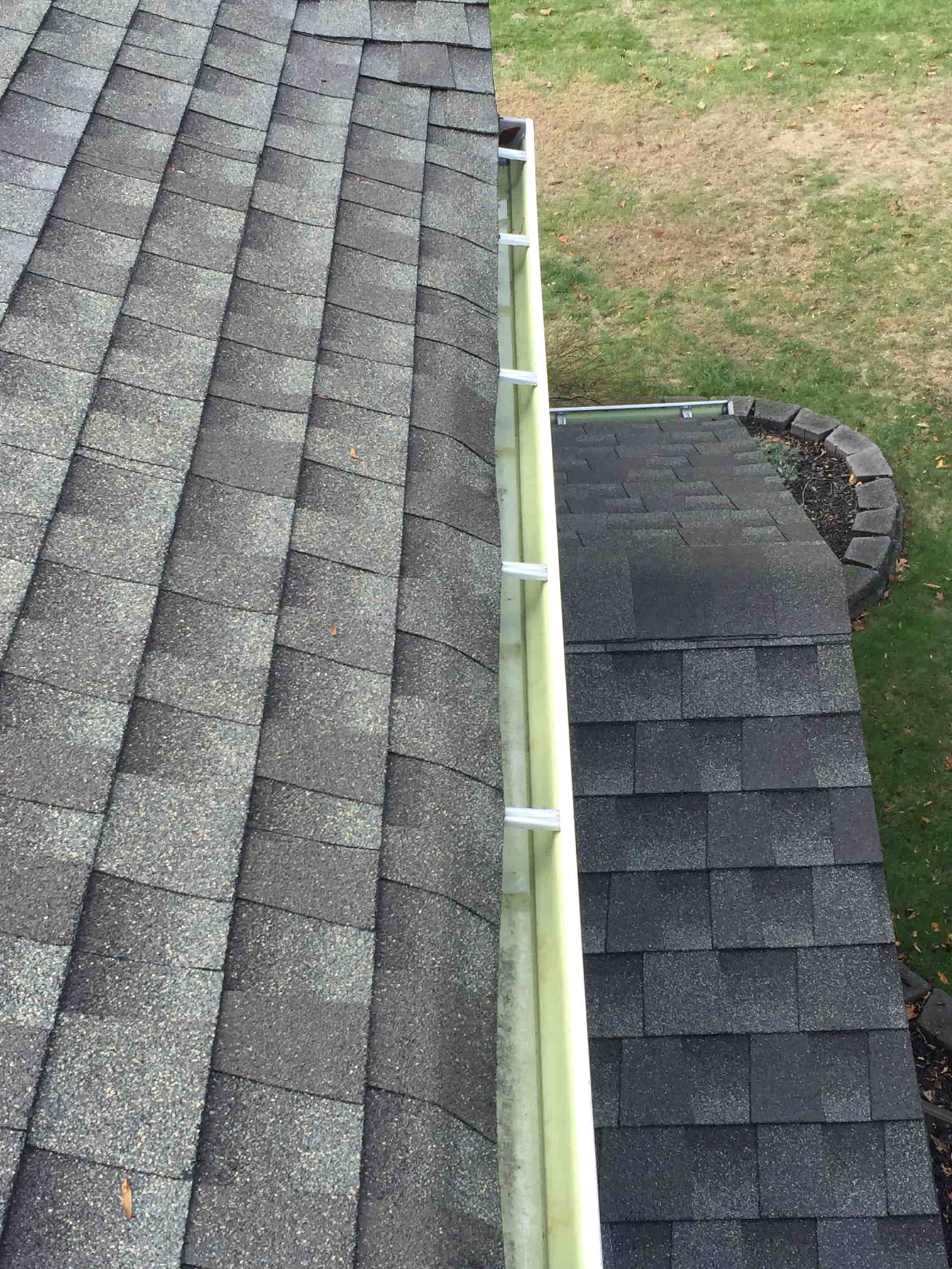 companies that clean gutters