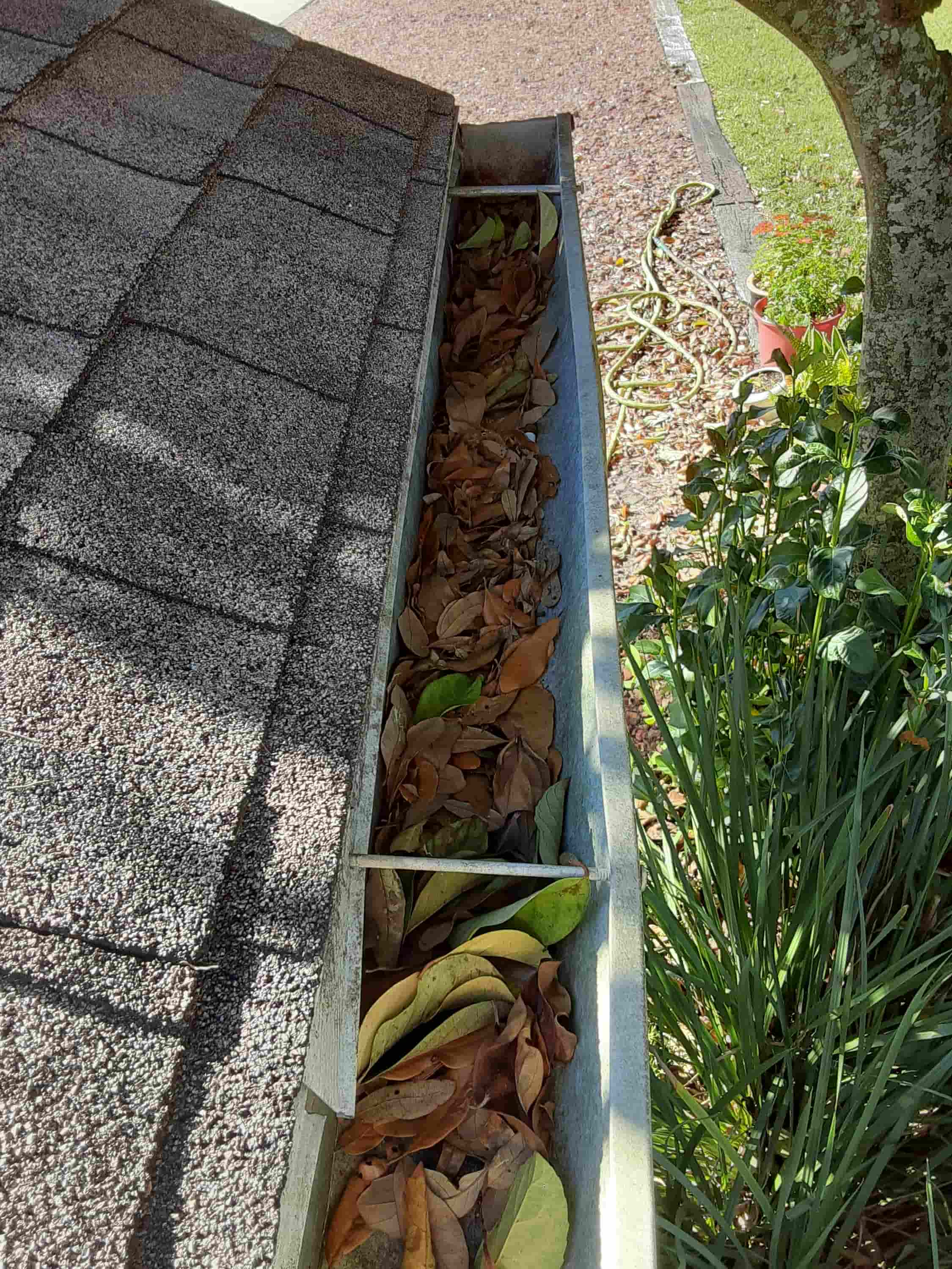 gutter cleaning with leaf blower