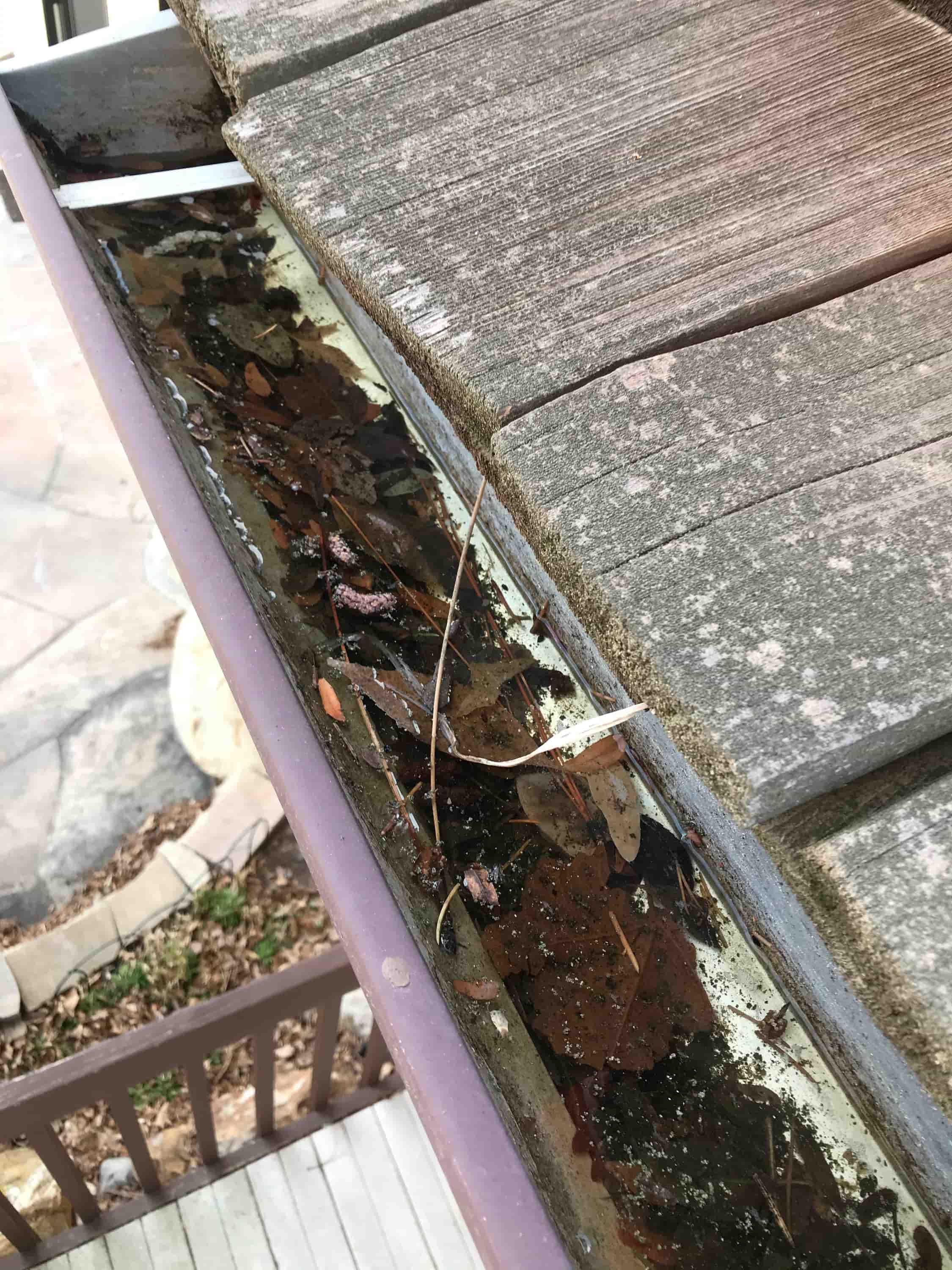 gutter cleaning charge