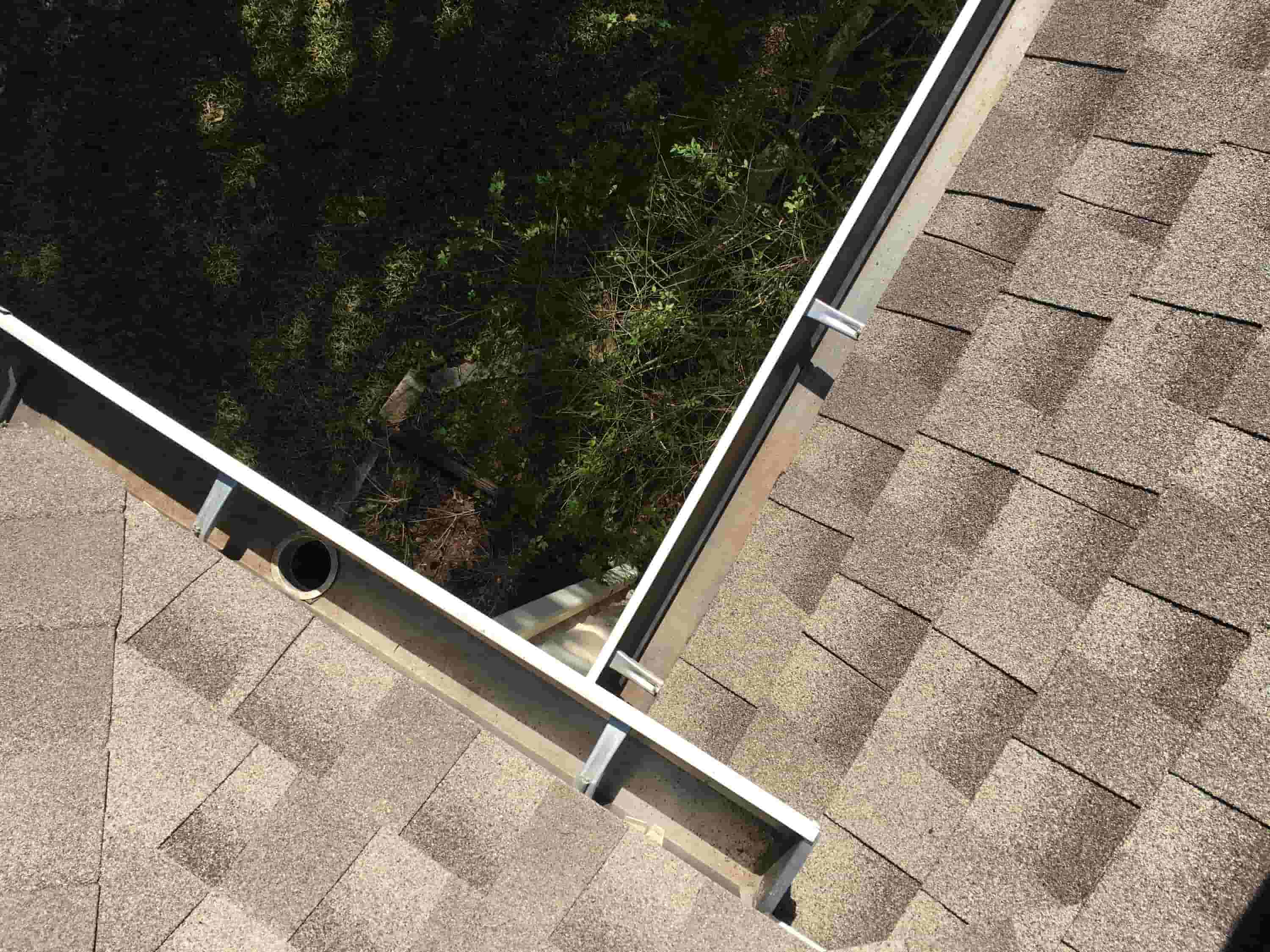 kleva gutter cleaner