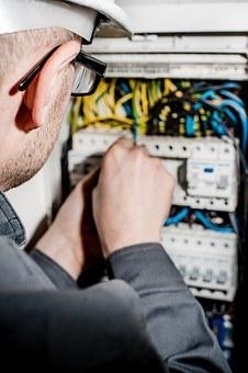 Electrician in Winthrop