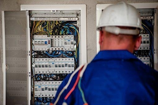Electrician in Webster
