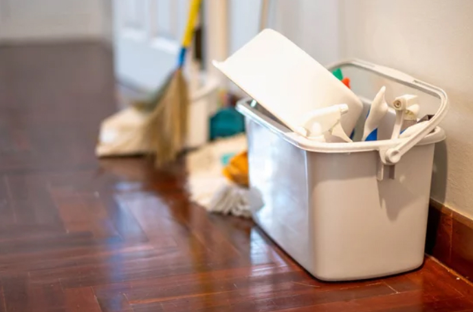 Benefits of Hiring an Office Cleaner for Your Business