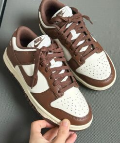 Vans Cafe, Nike Mochas, Nike Jordan Cafe, Brown Streetwear Shoes, Dunk Marron, Nike Must Haves Shoes