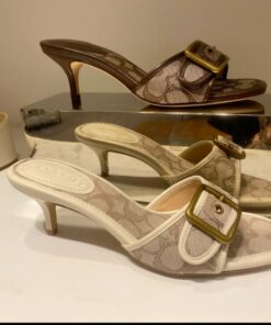 Heels Inspo, Coach Heels, Kitten Heel Outfit, Coach Kitten Heels, Coach Sandals Outfit, Pretty Heels, Cute Shoes Heels, Shoe Wishlist