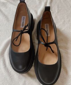 Casual Office Outfit Ideas, Black Mary Jane Shoes, Chunky Sole Black Shoes, Comfortable Workwear Shoes