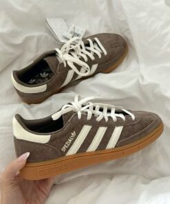 Brown Adidas Spezial Outfit, Brown Spezial Adidas Outfit Women, Adidas Spezial Brown Outfit, Adidas Brown Spezial Outfit Women