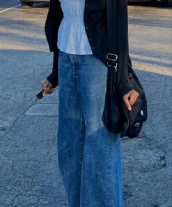 Big Waist Outfits, Sock Inspiration, European Fall Fashion, Outfits With Mary Janes And Jeans, Aesthetic Teacher Outfit, 90s Style Spring Vest