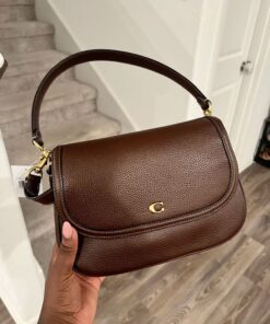 Coach Legacy Small Pebbled Leather Shoulder Bag, Purse Trendy, Essential Purses, Coach Medium Bag, Fall Handbag