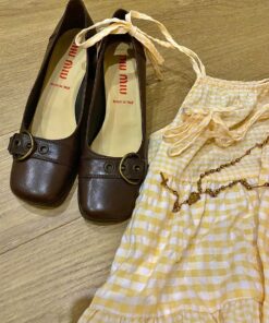 Cool Flats, Brown Doll Shoes Outfit, Grandma Shoes, Brown Vintage Footwear, Vintage Miu Miu Shoes, Miu Miu Ballet Flats Aesthetic