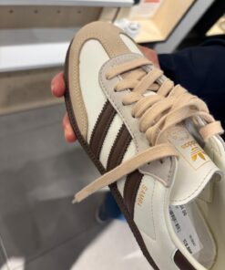 Pretty Shoes Sneakers, Shoes Outfit Fashion, Fresh Shoes, Shoe Inspiration, Hype Shoes, Cute Sneakers, Aesthetic Shoes