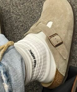 Birk Slippers, Shoes For Women In Winter, Popular Sneaker, Uggs For Summer, Streetwear Footwear
