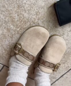Beige Slides With Textured Footbed And Round Toe, Fall Shoe Inspo 2024, Beige Summer Slides With Cushioned Footbed
