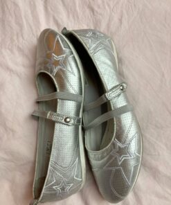 00s Mode, Funky Shoes, Jung So Min, Girly Shoes, Shoe Inspo, Swag Shoes, Dessin De Mode, Dream Shoes, Pretty Shoes