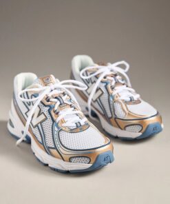 740 New Balance Outfit, New Balance 740 Outfit Woman, New Balance 740 Outfit, New Balance Anthropologie