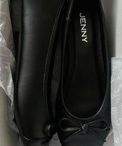 Fun Slippers, Sneakers Femme, Shoe Inspo, Girly Shoes, Swag Shoes, Ballerina Shoes, Dream Shoes, Pretty Shoes, Ballerinas