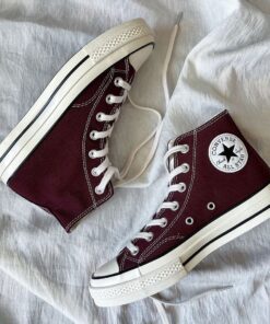Maroon Converse Aesthetic, Maroon Converse Shoes Women, Converse Maroon, Wine Red Converse, Dark Maroon Converse, Converse Bordo Mujer