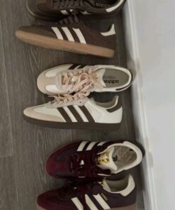 Aesthtic Shoes, Cool Women Shoes, Adidas Samba Collection, Shoe Collection Women, Clothes And Shoes Aesthetic