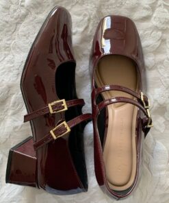 Red Mary Jane Shoes, Preppy Shoes, Cute Shoes Heels, Classy Shoes, Shoes Outfit Fashion, Fancy Shoes, Trendy Heels, Aesthetic Shoes, Girly Shoes