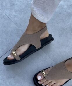 Elegant Shoes Heels, Cute Casual Shoes, Casual Shoes Women Sneakers, Fancy Sandals, Women Slippers Fashion, Pretty Sandals