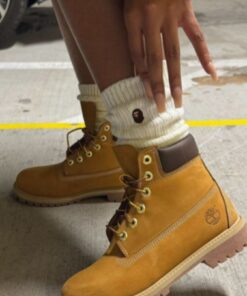 Cute Casual Shoes, Timberland Heels, Trendy Shoes Sneakers, Timberlands, Pretty Sneakers, Pretty Shoes Sneakers