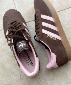 Brown And Pink Sambas, Brown Adidas Shoes, Adidas Forum 84 Low Pink, Brown Adidas With Pink Laces, Pink And Brown Adidas