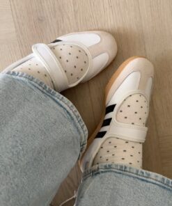 Mary Jane Shoes Adidas, Mary Jane Sambas, Samba Jane Outfit, Adidas Samba Jane, Adidas Samba Mary Jane, Samba Mary Jane Outfit