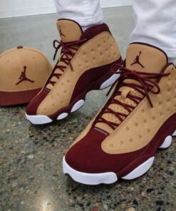 Chaussures Crocs, Nike Shoes Blue, Nike Fashion Shoes, Custom Nike Shoes, Shoes Sneakers Jordans, Kicks Shoes, Jordan Shoes Retro, Pretty Sneakers
