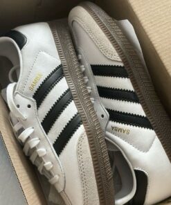 Samba Adidas Unisex Size 7 Men And 5/5.5 Women