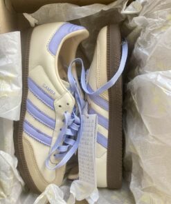 adidas Women's Samba OG Shoes Lilac/White