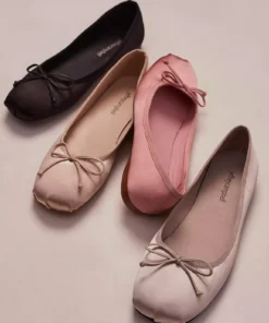 Jeffrey Campbell Aurora Flats, Versatile Flats, Chic Comfy Shoes, Ballet Flats With Bow, Ballet Flats Cute, Women Ballet Flats