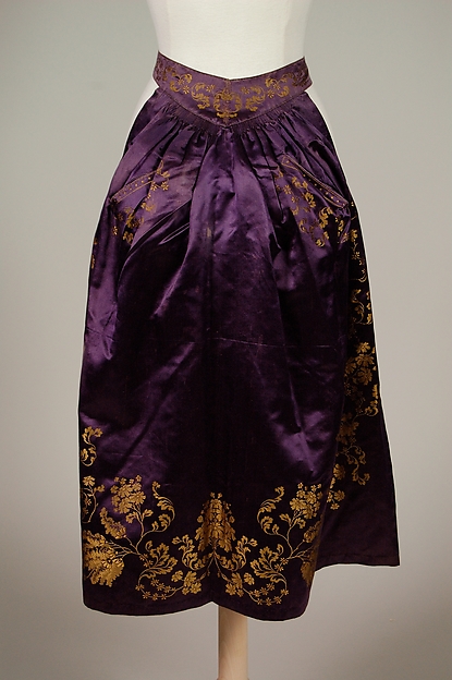 Afternoon apron