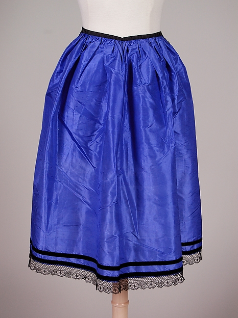 Afternoon apron