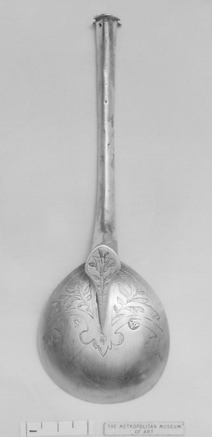 Medicine spoon (?)