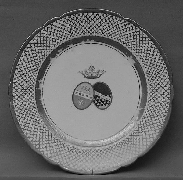Dinner plate