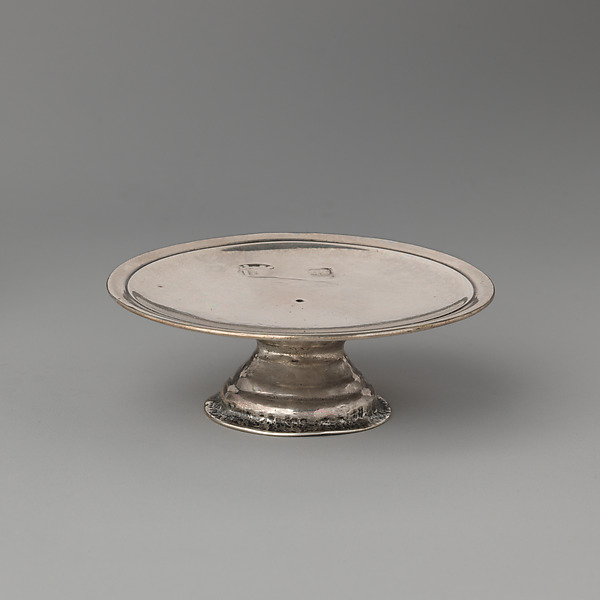 Miniature salver