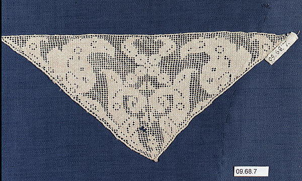 Triangular piece