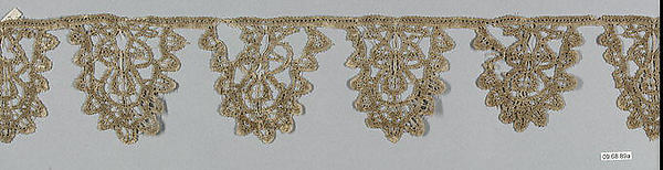 Edging of bobbin lace