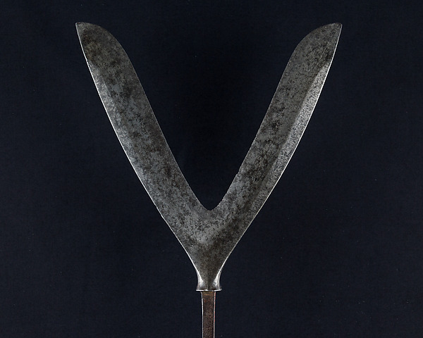 Arrowhead (<i>Yanone</i>)