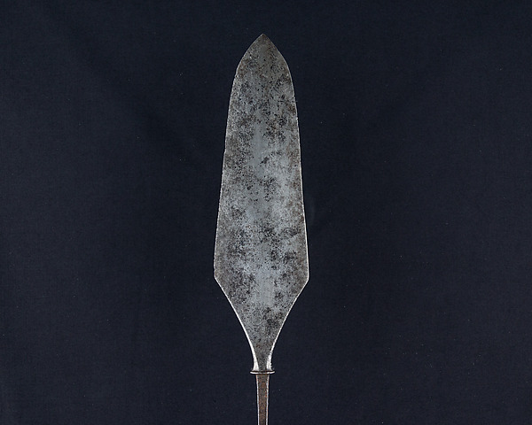 Arrowhead (<i>Yanone</i>)