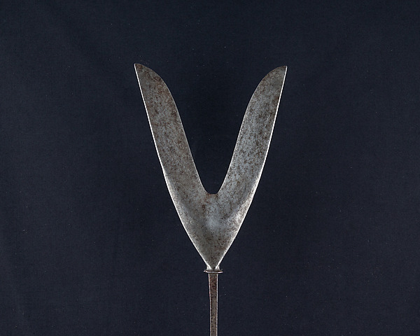 Arrowhead (<i>Yanone</i>)
